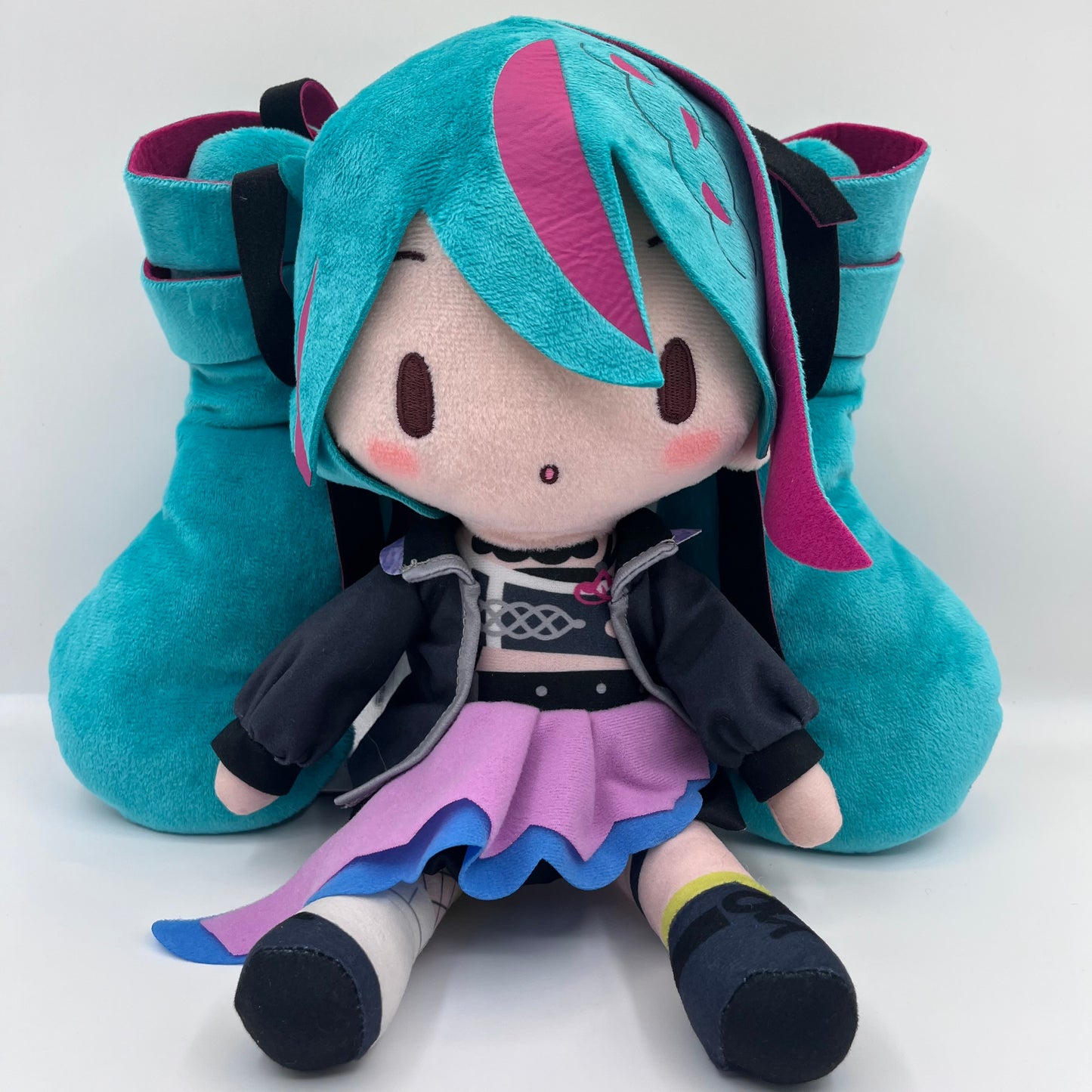 Hatsune Miku Punk Fuwapuchi Plush