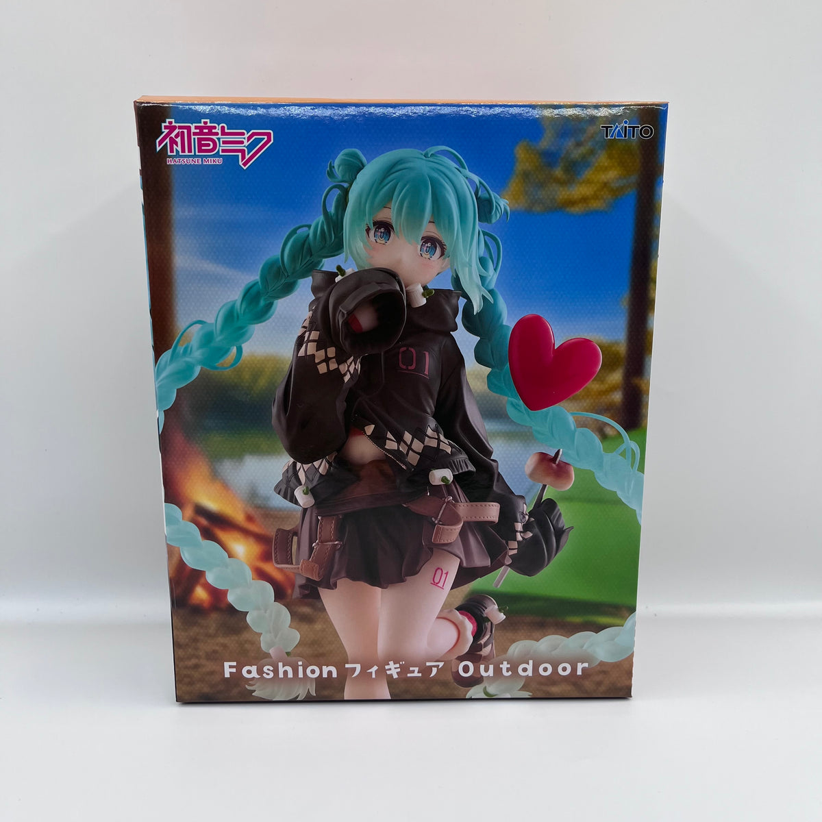 Hatsune Miku Camping Outdoor Figurine