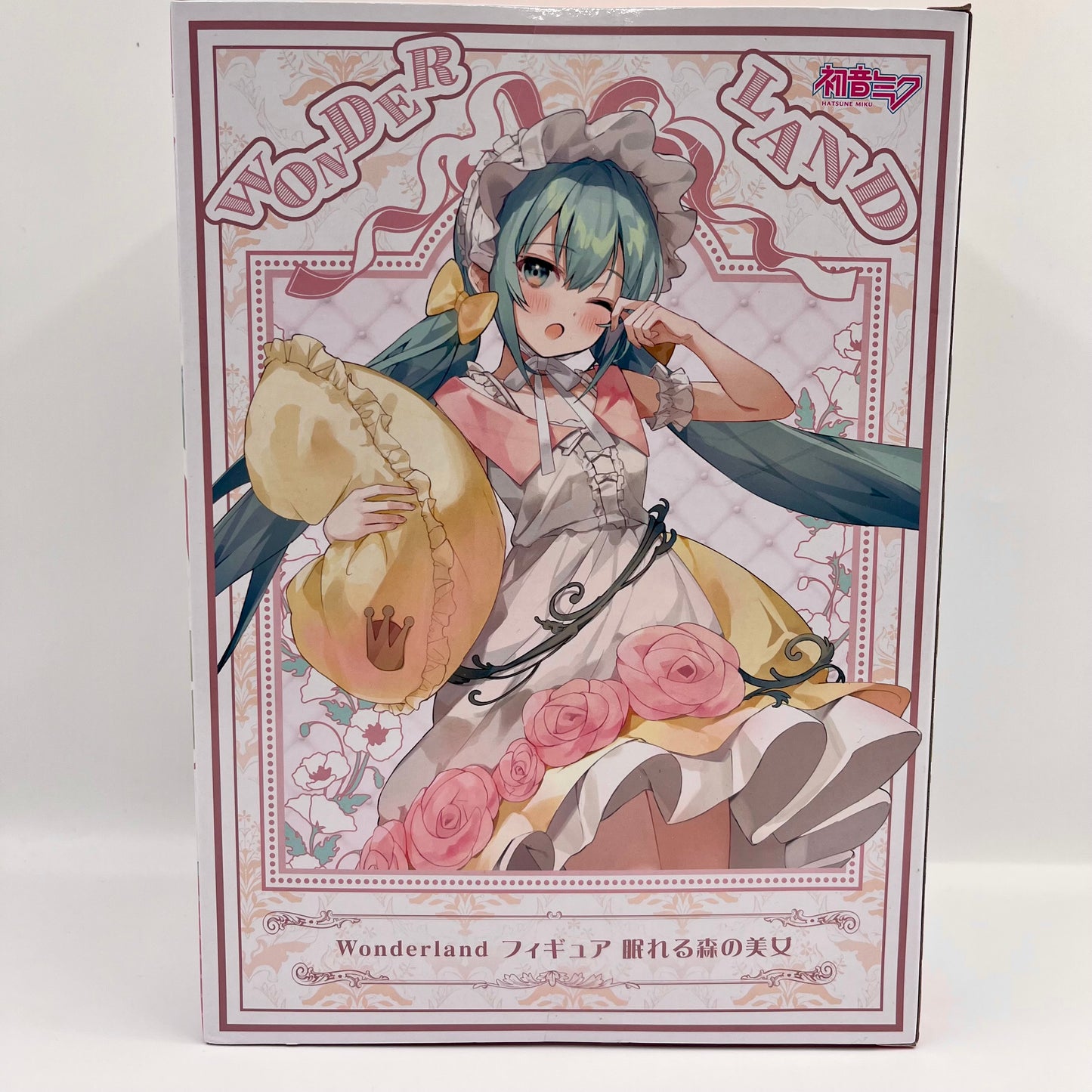 Hatsune Miku Wonderland Sleeping Beauty Figurine