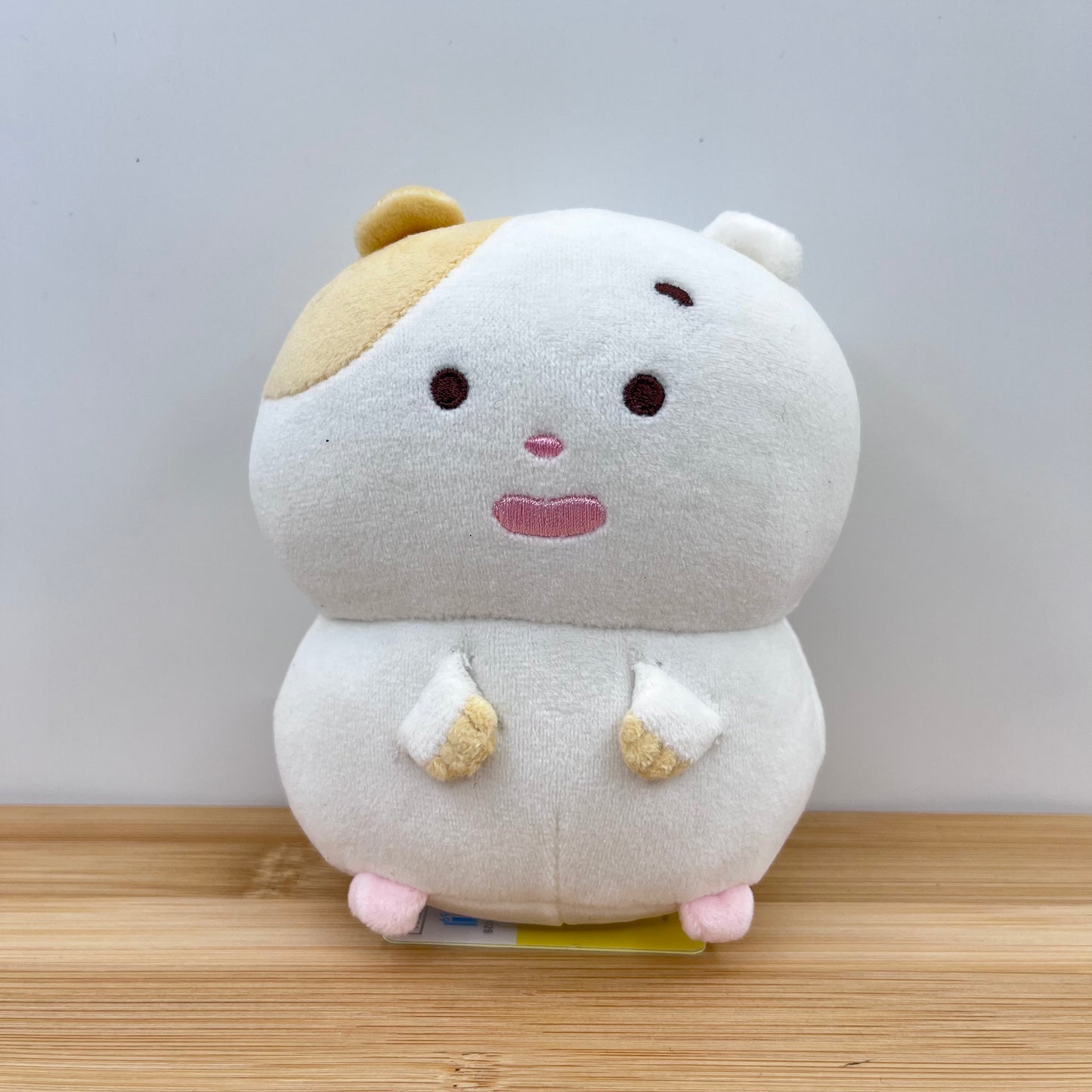 Mainichi Hamuchima Smiling Plush