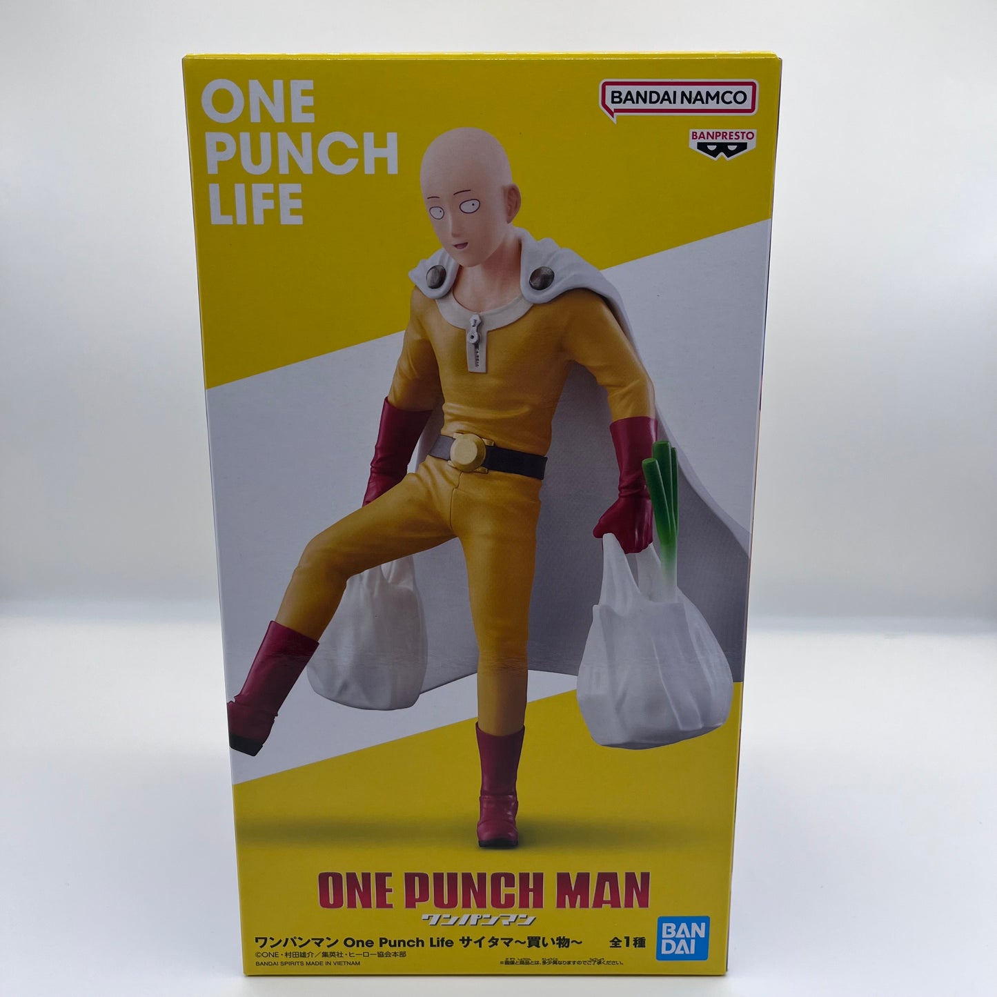 One Punch Man Saitama Shopping Figure