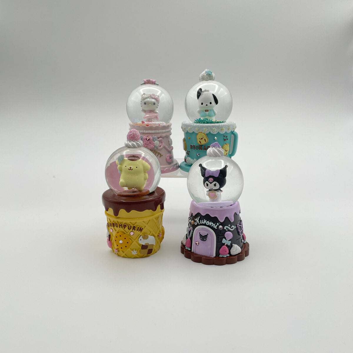 Sanrio Christmas 2023 Snow Globe