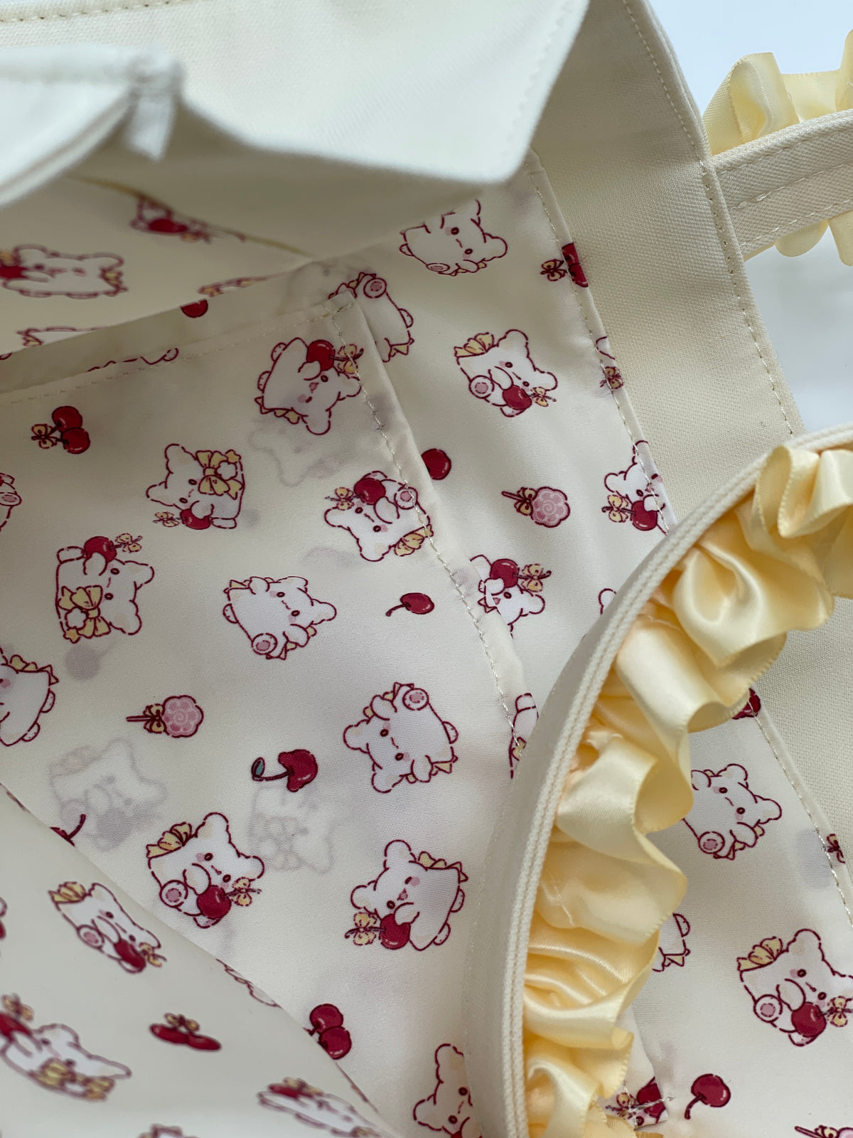 Maison De Fleur Hanamaru Obake Square Frilly Handle Tote